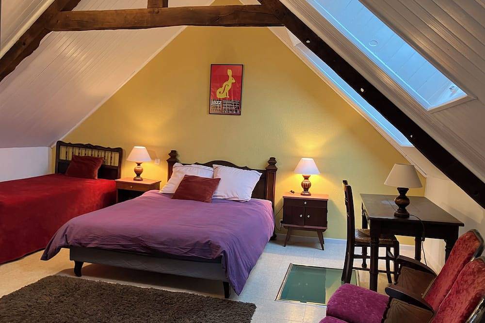 Originalhaus im Tal von Lié in Plouguenast, Côtes-d'Armor