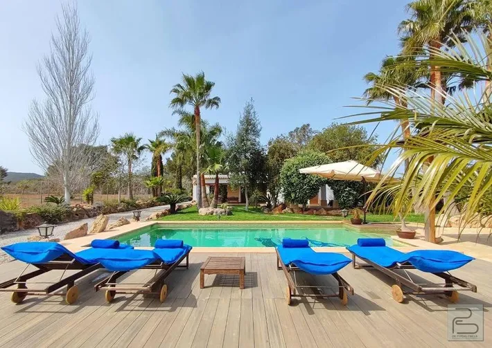 Casa de vacaciones para 6 personas, con jardín además de vistas y piscina, Se admiten mascotas - 1