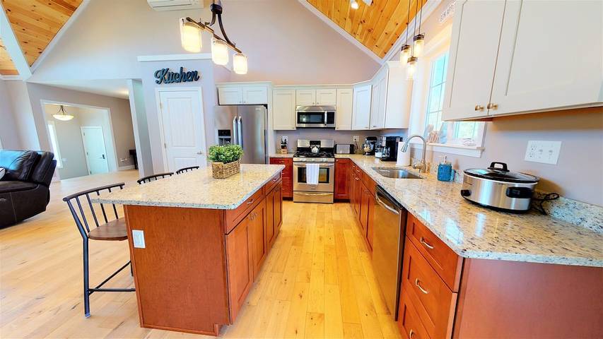 Vacation rental for 8 people, with balcony and yard in Conway