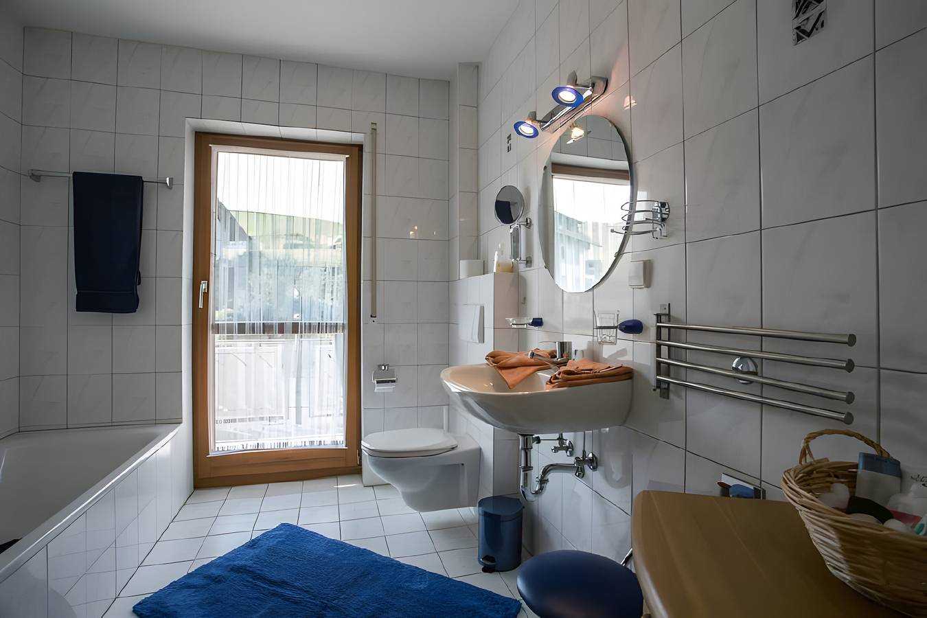 Ganze Wohnung, Apartment 'Echle' mit Bergblick, Balkon und Wlan in Oberharmersbach, Mittlerer Schwarzwald