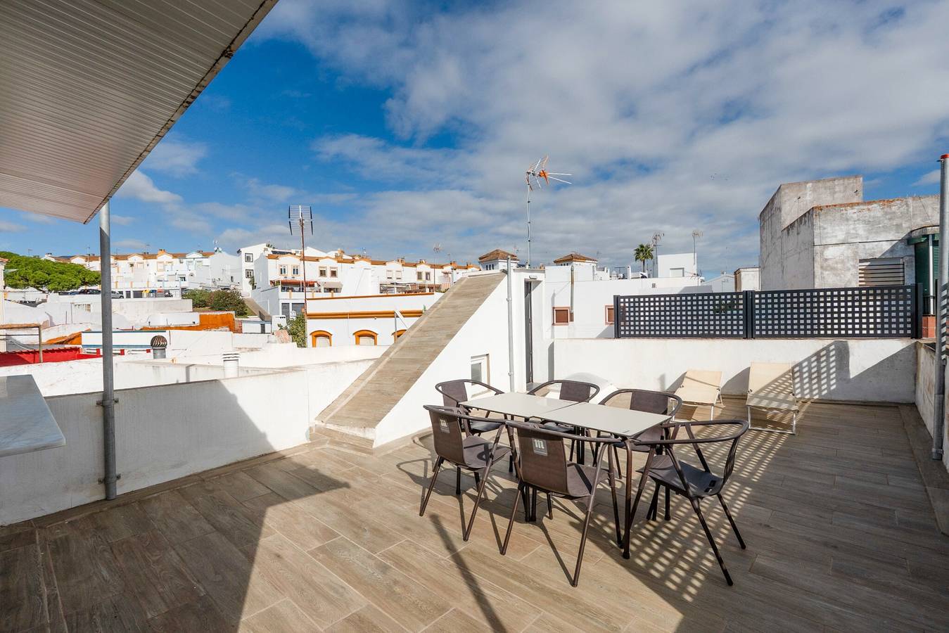 Typical Central House with Private Terrace and Wi-Fi in Ayamonte, Costa de la Luz