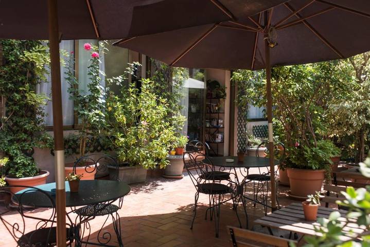 Maison d’hôte pour 2 personnes, avec vue ainsi que jardin et balcon à Barcelone - 4