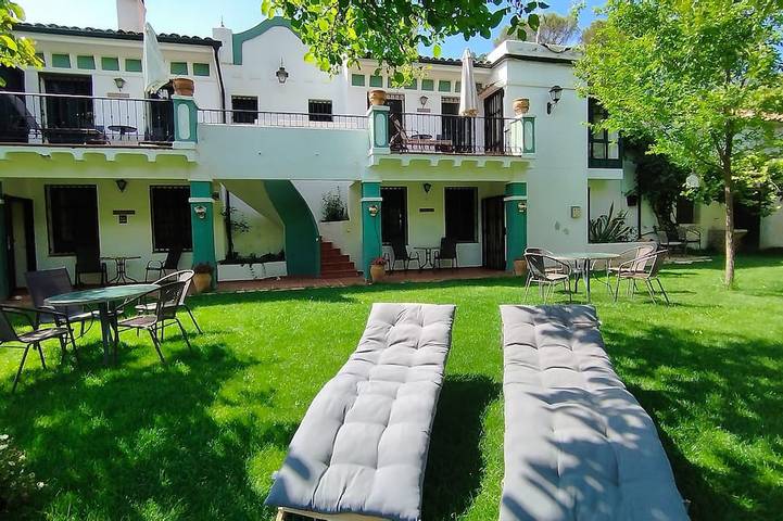 Cottage for 5 people, with garden and balcony - 1