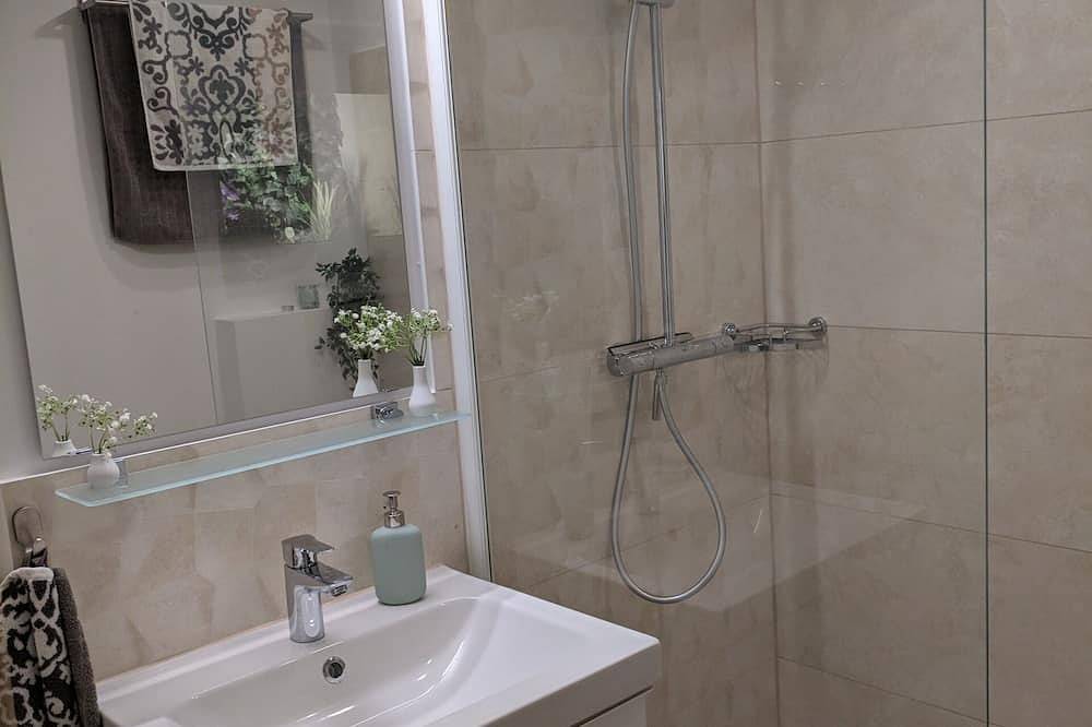 Entire apartment, Modern, mini apartment in Zirndorf, Franconia