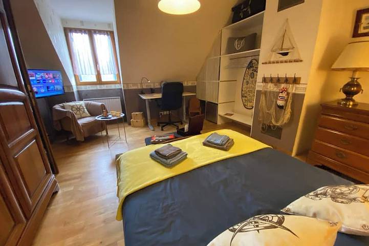 Chambre d’hôte pour 2 personnes, avec jardin à Le Vaudoué