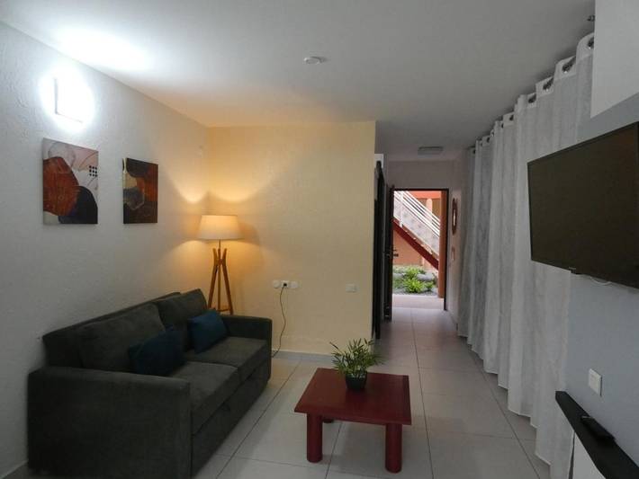 Gîte pour 4 personnes, avec jardin dans Plage de Folle Anse - 2