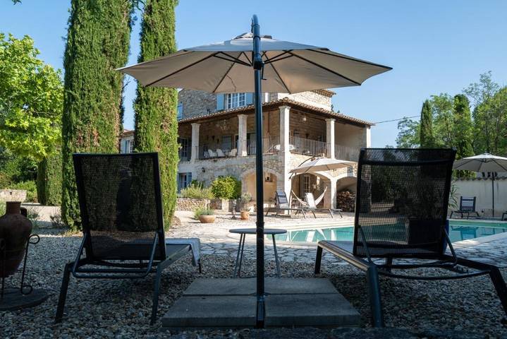 Gîte pour 5 personnes, avec jardin ainsi que vue et piscine à Saint-André-de-Cruzières - 2