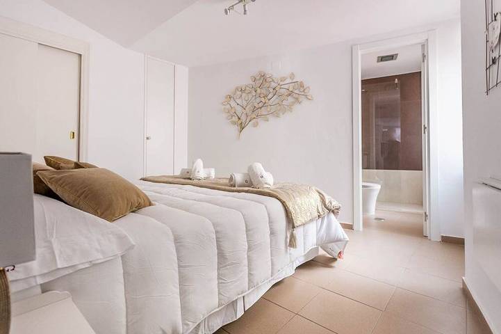 Entire apartment, Goyeneta in Casco Antiguo, Sevilla