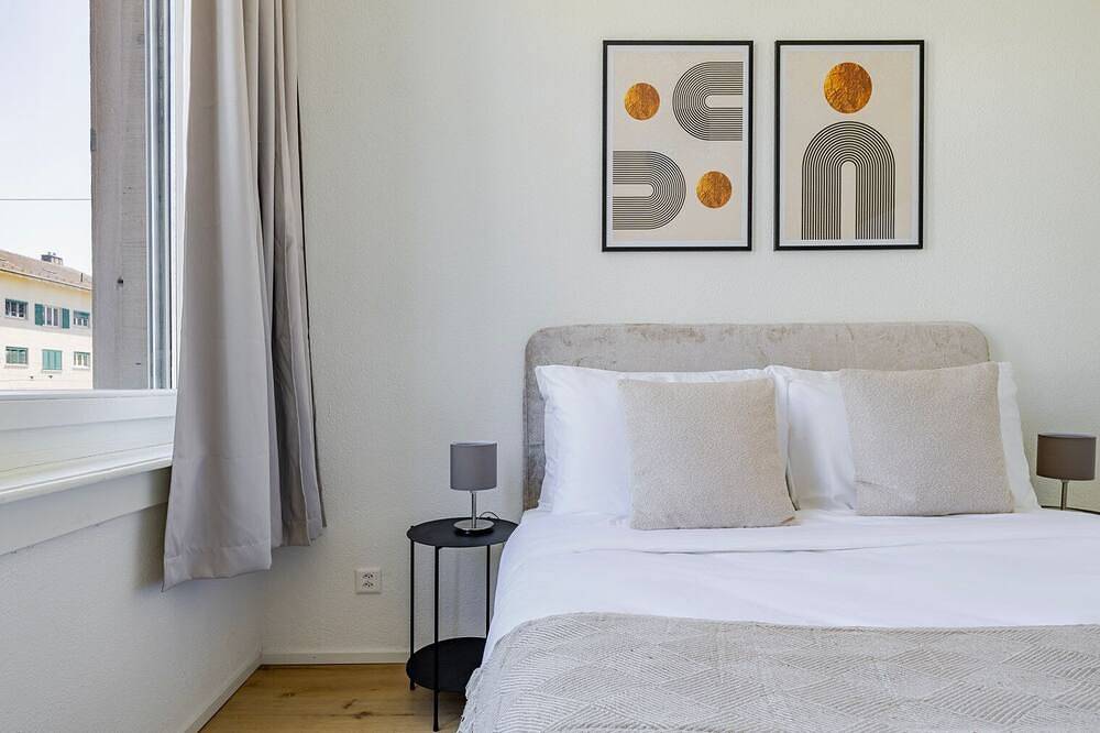 Apartamento entero, Blueground | Seebach, washer, nr Zurich Zoo in Zúrich, Distrito de Zúrich