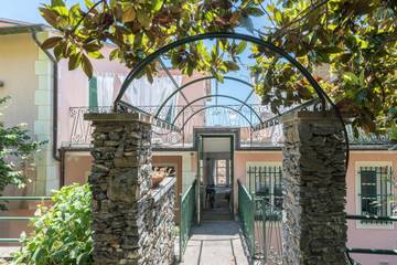 Villa per 7 Persone in Moconesi, Provincia di Genova, Foto 1