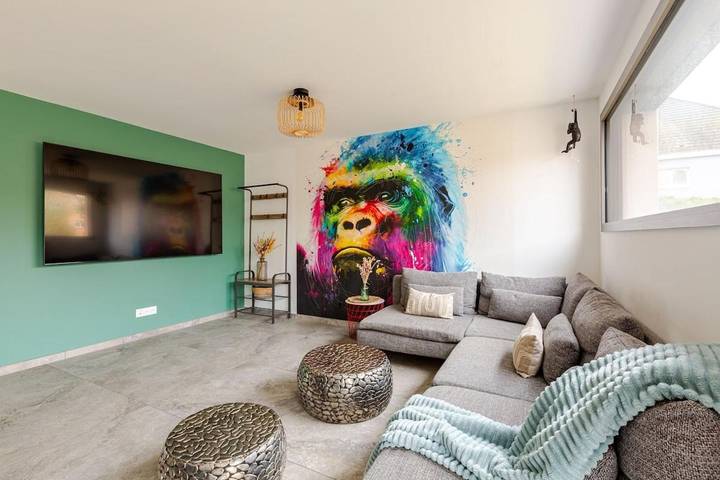 Location de vacances pour 12 personnes, avec sauna ainsi que jacuzzi et piscine, animaux acceptés à Ittenheim - 2