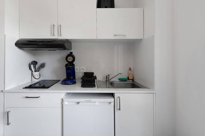 Entire apartment, Studio Apartment 'Soleil et Montagne' with Lake View and Balcony in Les Angles, Parc naturel régional des Pyrénées catalanes