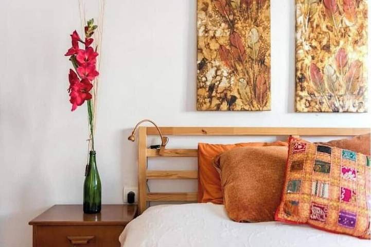 Entire apartment, Views and Calm by City Center in Málaga Central District, Malaga
