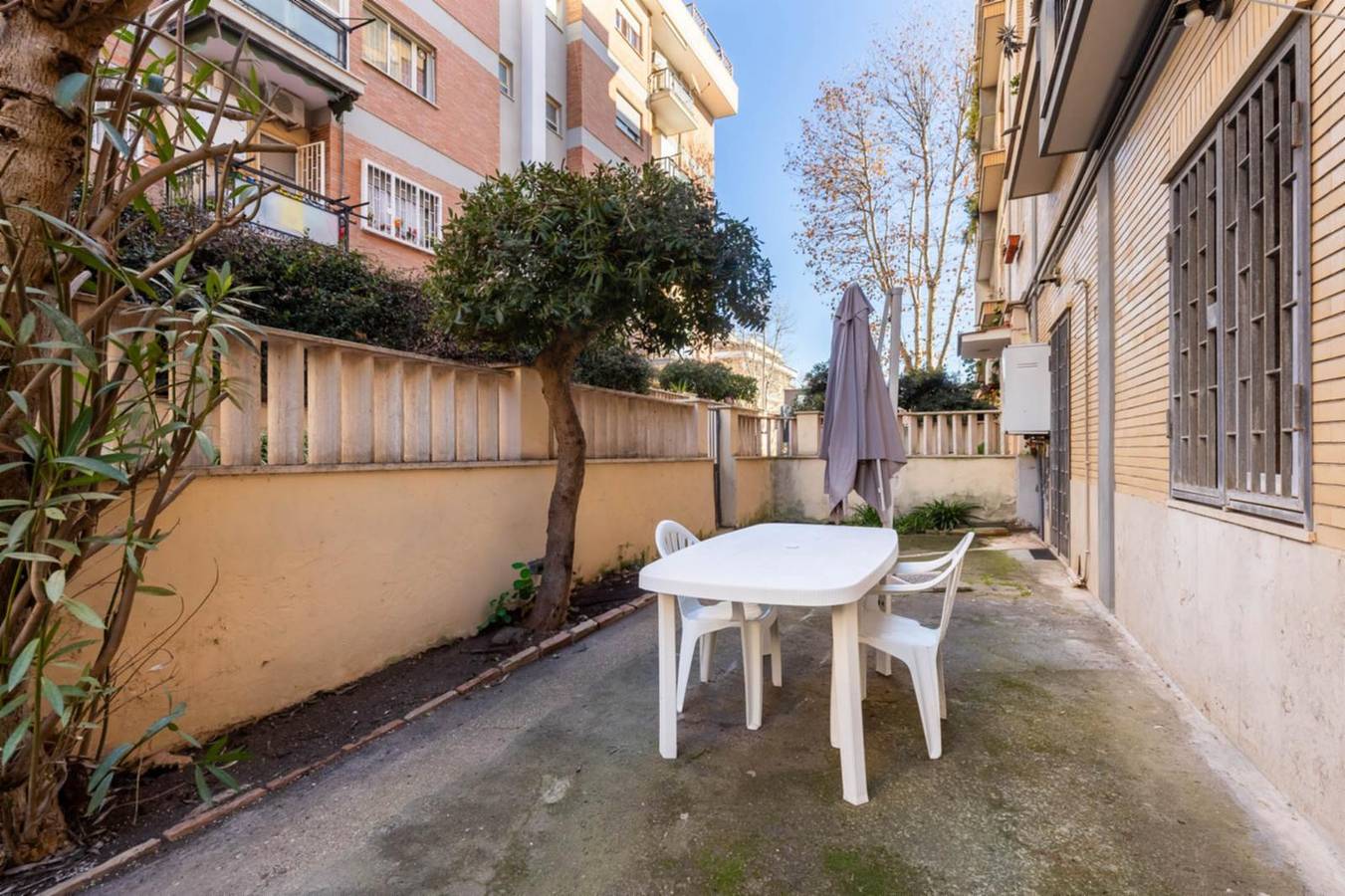 Appartement entier, Appartement de vacances pour 4 personnes in Ostie, Rome