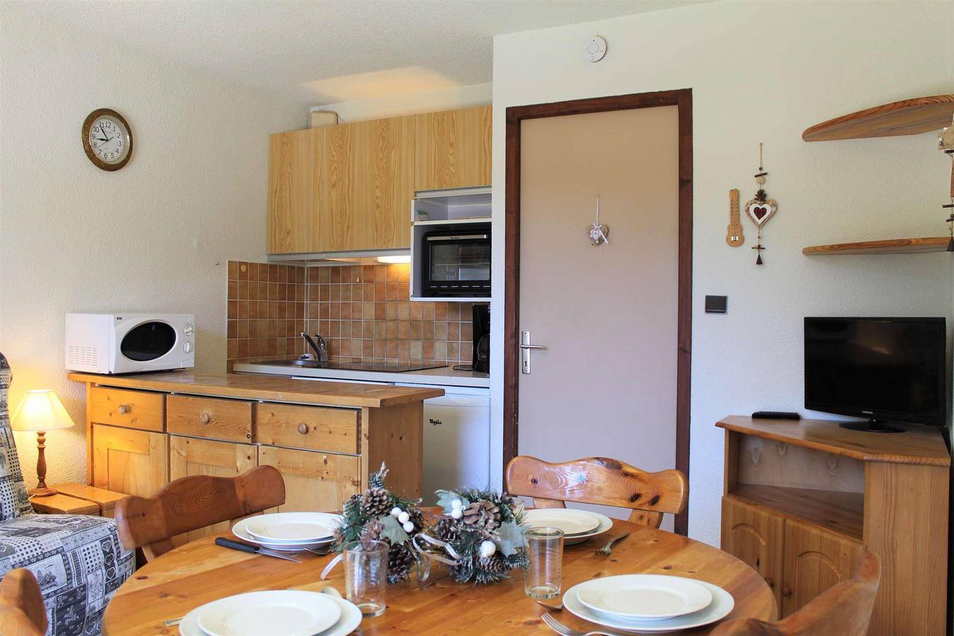 Gehele studio, Résidence les Alpages - Studio bergnis 4 personen (B102) in Vars, Briançon en omgeving