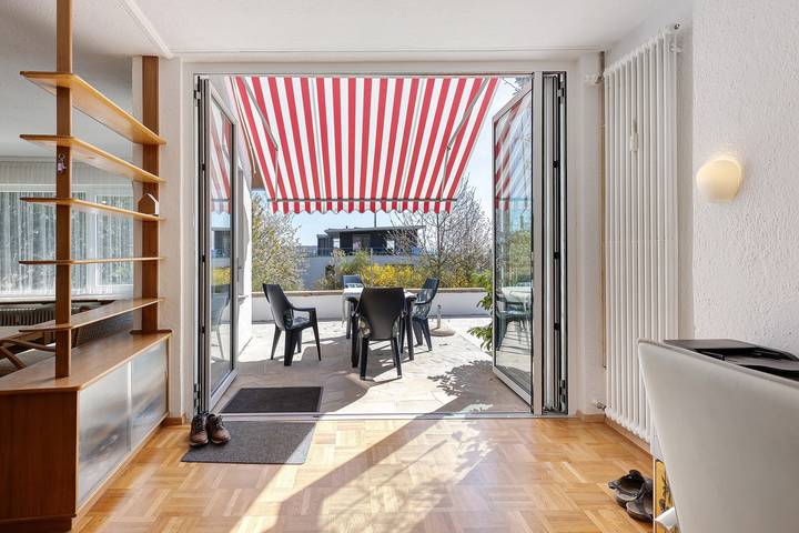 Geheel appartement, Appartement 'Hegaudomizil' met privé terras, privé tuin en Wifi in Engen, Hegau