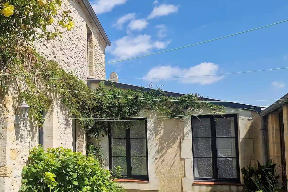 Ganze Wohnung, La Maison de Port – Ruhige Auszeit in lebendigem Fischerdorf in der Normandie in Port-en-Bessin-Huppain, Bayeux und Umgebung