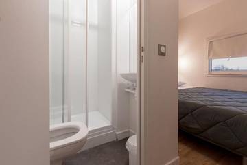 Hôtel pour 2 personnes, avec terrasse, animaux acceptés à Plaisir (Yvelines)