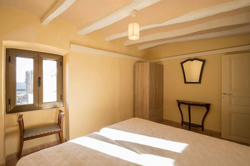 Preciosa casa de estylo rural in El Masroig, Montsant DO