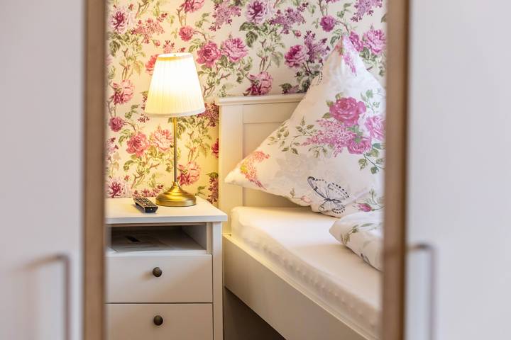 Entire studio, Apartment 'Englisches' with Shared Garden and Wi-Fi in Kerken, Lower Rhine