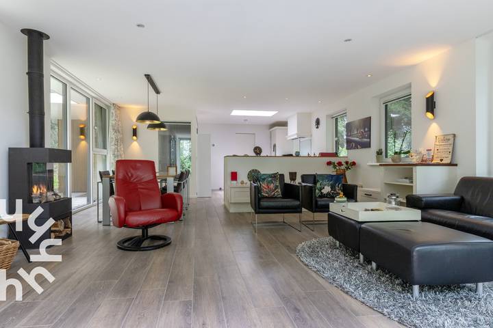 Luxuriöser Waldbungalow für 5 Personen mit holzbefeuerter Sauna in der Drentsfriese Wold in Wateren, Regio Zwolle