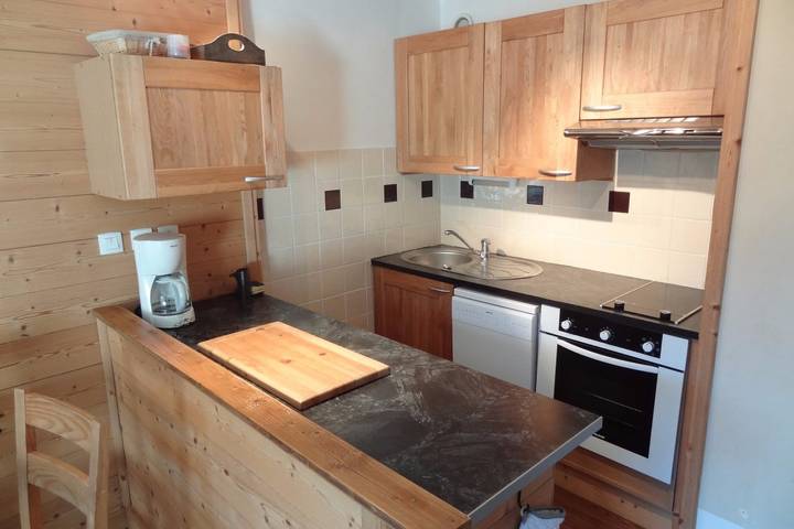 Appartement entier, Studio skis aux pieds des pistes in La Salle-les-Alpes, Serre Chevalier