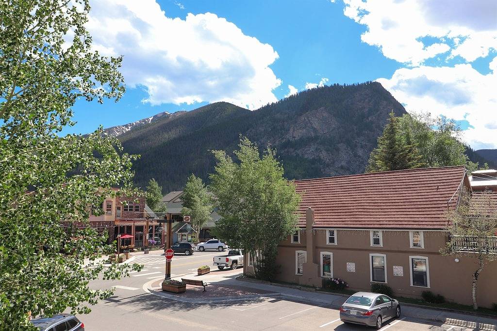 Apartment for 6 Guests in Frisco, Arapaho National Forest