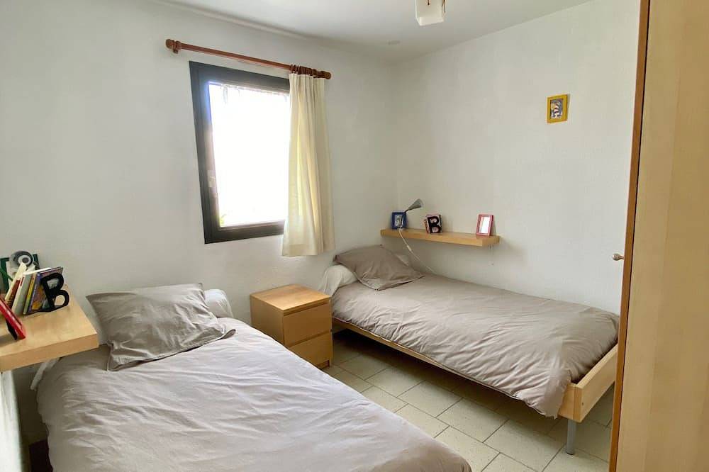 Apartamento entero, Pie pequeño para unas vacaciones junto al mar (nuevo) in Le Conquet, Región de Brest