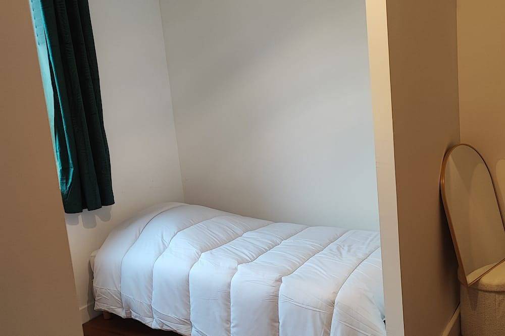 Ganze Wohnung, New in Ax Les Thermes! Large 118 m2 apartment 5 minutes from downtown in Ax-les-Thermes, Französische Pyrenäen