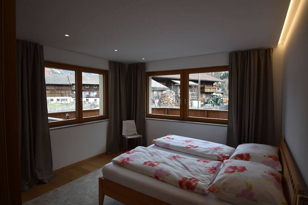 Ganze Wohnung, Moderne Wohnung mit Terrasse für Bergbegeisterte in Prägraten am Großvenediger, Bezirk Lienz