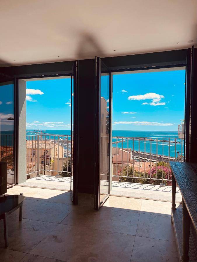 Gîte pour 4 personnes, avec piscine ainsi que vue et balcon dans Port de Sète - 3