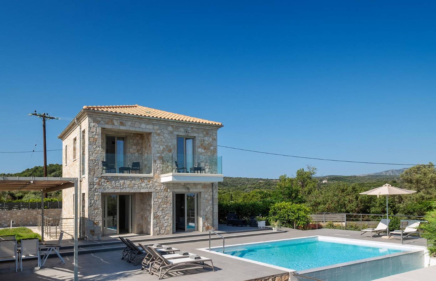 Stylish Contemporary Villa with Spacious Terrace near Vathy Tavernas in Katomeri, Meganisi