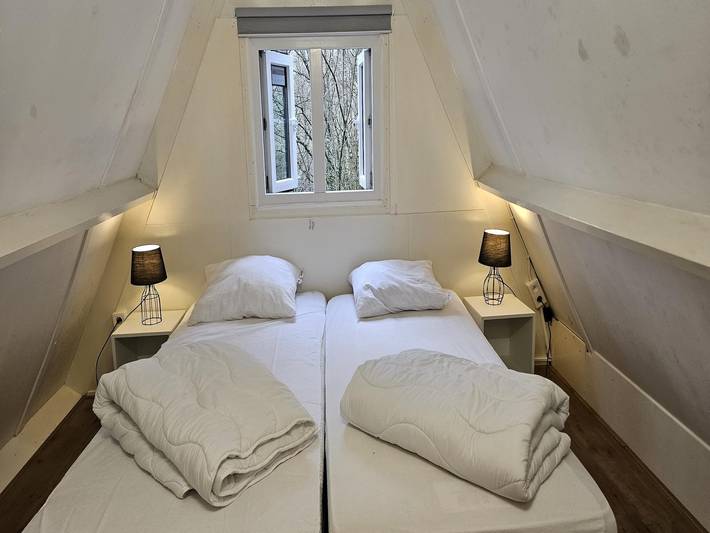 Gîte pour 5 personnes, avec piscine et terrasse, adapté aux familles dans Grandhan - 3