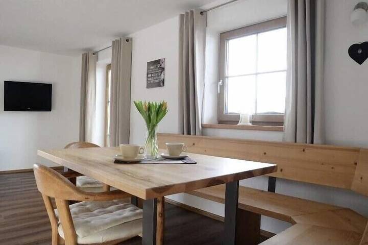 Ferienwohnung für 2 Personen, mit Balkon in Halblech