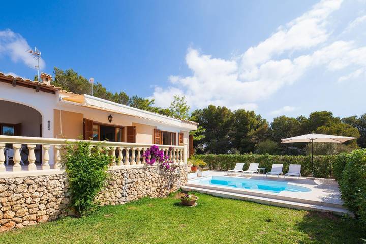 Finca für 6 Personen, mit Garten und Terrasse sowie Pool in Cala Mendia - 4
