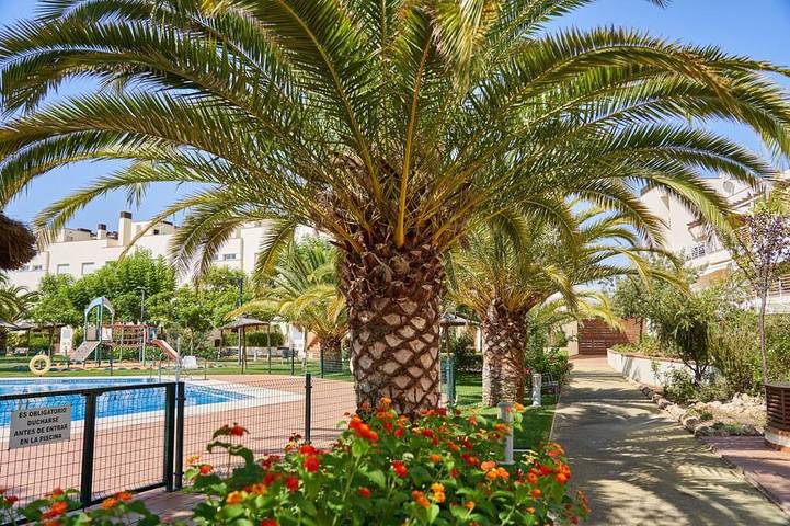 Appartement de vacances pour 5 personnes, avec balcon ainsi que piscine et jardin - 1