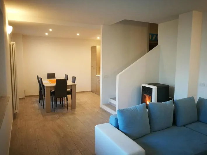 Appartamento vacanze per 5 persone, con panorama e giardino nonché vista lago, con animali domestici - 1