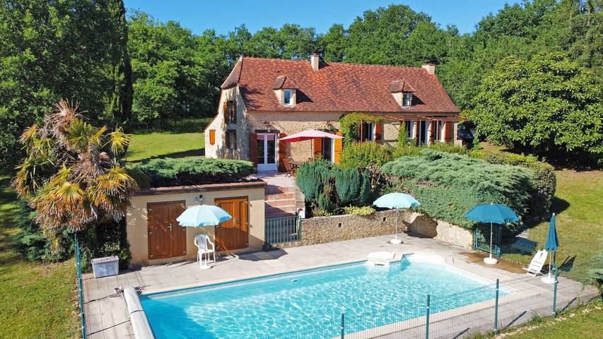 Gîte pour 7 personnes, avec piscine à Saint-Chamassy - 2