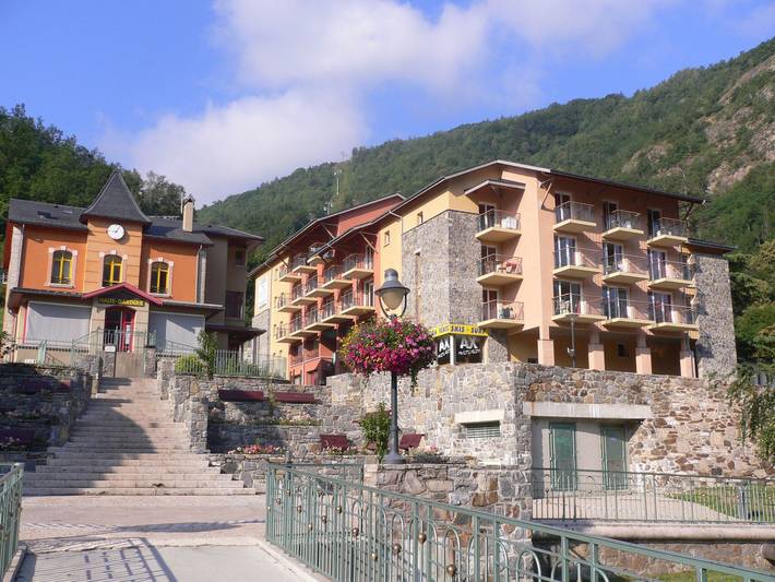 Appartement de vacances pour 6 personnes, avec jardin ainsi que balcon et sauna, animaux acceptés à Ax-les-Thermes