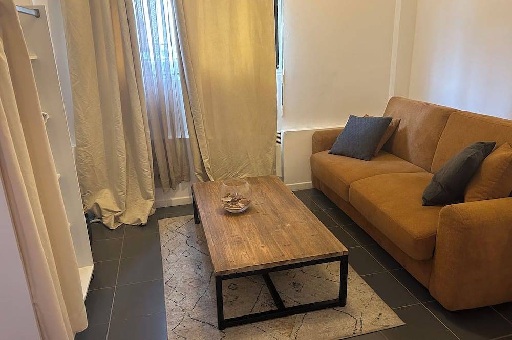 Apartamento entero, Studio Fonctionnel et Paisible Proche Paris in Bondy, Sena-Saint Denis
