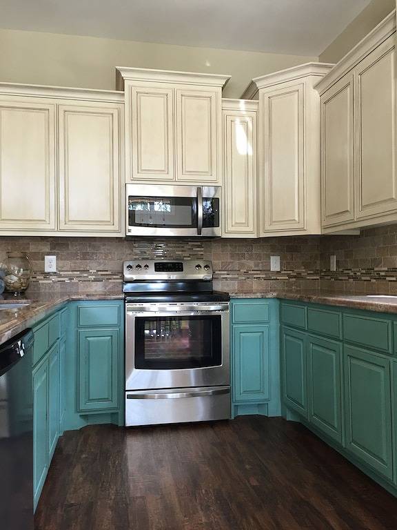 Haus am See mit Pool! in Sam Rayburn Reservoir