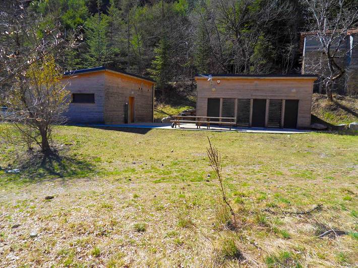 Ferienwohnung für 7 Personen, mit Garten in Alpes-de-Haute-Provence