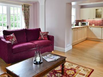 Log Cabin for 2 People in Moffat, Lowlands, Photo 3