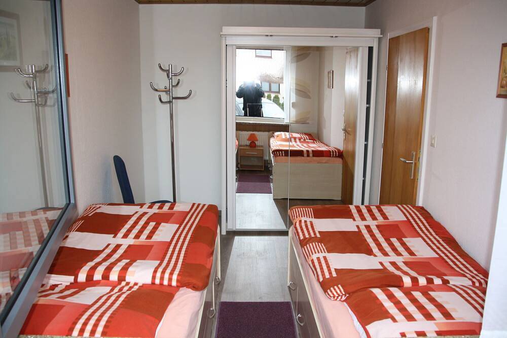 Ganze Wohnung, 3 Sterne-Wohnung für 2-3 Personen. Haustier erlaubt. in Burhave, Butjadingen