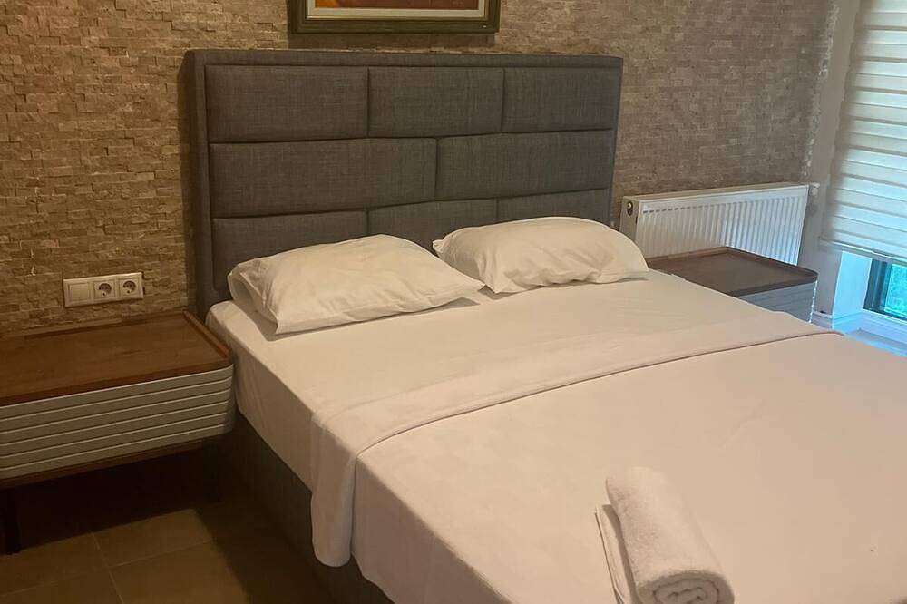 Şehrin Kalbinde  Doğanin İçinde.Dişariya Kapali Sadece Huzur in Kemer (Antalya), Province d'Antalya