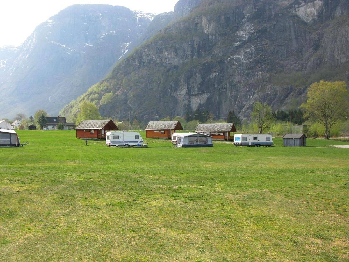 Sæbø Camping in Hardangerfjorden