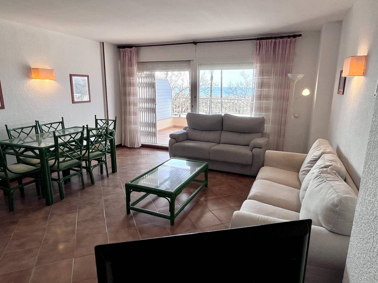 Appartement de vacances entier, Appartement spacieux en bord de mer avec une vue spectaculaire in Calafell, Costa Dorada