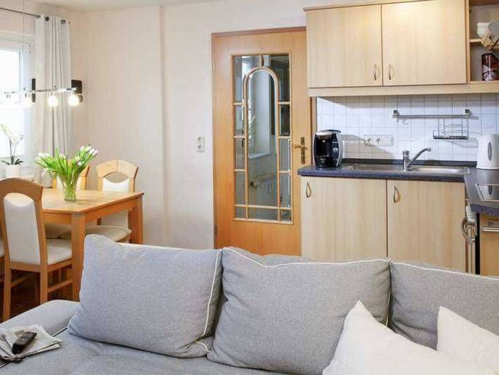 Ferienwohnung für 3 Personen, mit Garten und Terrasse, kinderfreundlich in Lubmin - 4