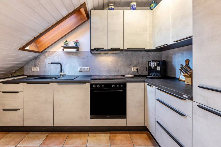 Hel lejlighed, Holiday Apartment 'Studio Eva' with Balcony & Wi-Fi in Singen, Hegau