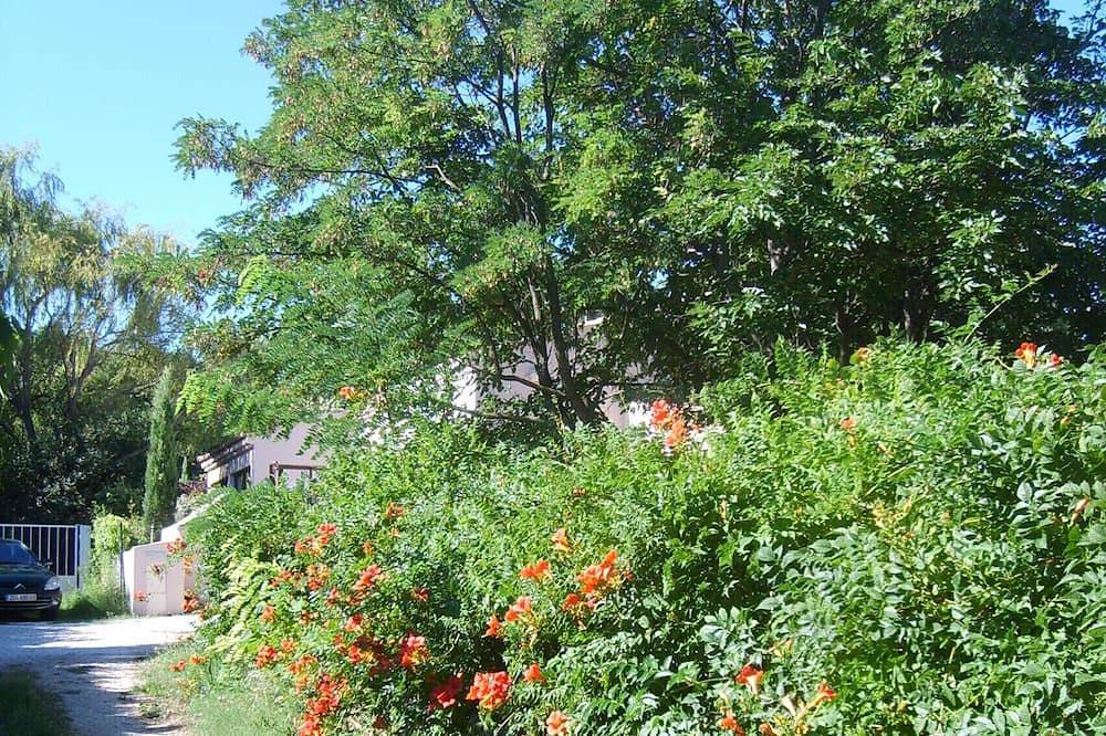 Appartement entier, Le Clos Martin, Studio Entre Avignon Et St Remy De Provence in Eyragues, Région d'Arles